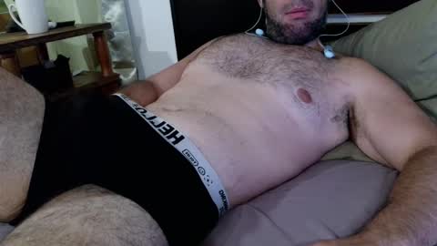 Snapshot of machoathome chatting on June 2, 2026, 3:41 am machoathome online show from June 2, 2026, 3:41 am
