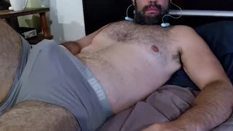 Snapshot of machoathome chatting on June 18, 2026, 10:14 pm machoathome online show from June 18, 2026, 10:14 pm