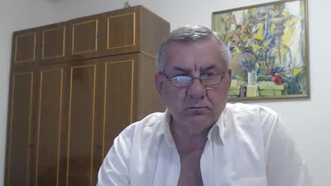 Snapshot of machomale3 chatting on May 7, 2026, 6:02 pm Macho online show from May 7, 2026, 6:02 pm