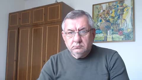 Snapshot of machomale3 chatting on May 10, 2026, 1:27 pm Macho online show from May 10, 2026, 1:27 pm