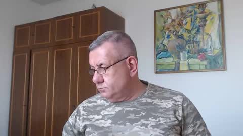 Snapshot of machomale3 chatting on May 25, 2026, 4:13 pm Macho online show from May 25, 2026, 4:13 pm