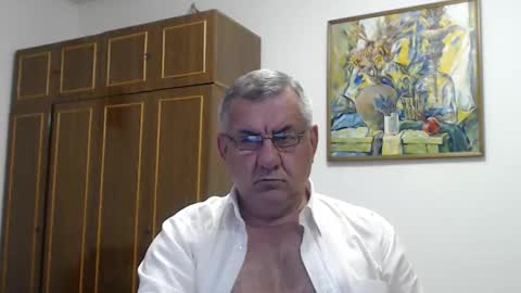 Snapshot of machomale3 chatting on June 4, 2026, 6:47 pm Macho online show from June 4, 2026, 6:47 pm