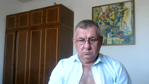 Snapshot of machomale3 chatting on June 23, 2026, 2:04 pm Macho online show from June 23, 2026, 2:04 pm