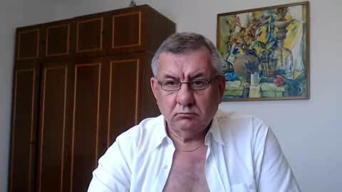Snapshot of machomale3 chatting on July 14, 2026, 12:22 pm Macho online show from July 14, 2026, 12:22 pm