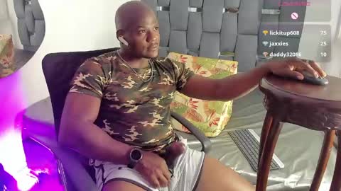 MACKBIG DICK im a damn dominant I like ATMs INSTAGRAM Edwinaragonc online show from May 16, 2026, 2:41 am