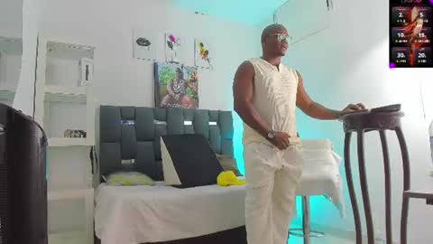 MACKBIG DICK im a damn dominant I like ATMs INSTAGRAM Edwinaragonc online show from July 19, 2026, 1:20 am