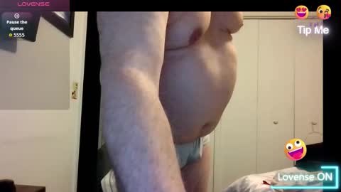 mackdocc001 online show from October 27, 2025, 4:55 pm