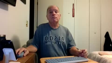 Snapshot of mackdocc001 chatting on August 3, 2026, 1:38 pm mackdocc001 online show from August 3, 2026, 1:38 pm