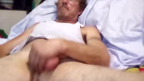 mackdog1369 online show from October 31, 2025, 6:47 am