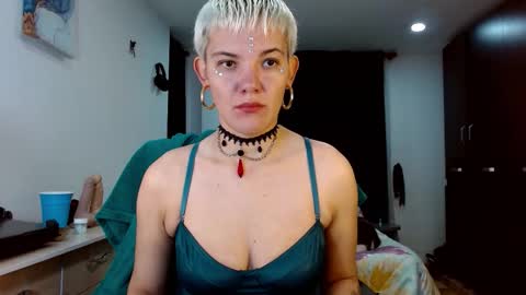 Noah Askew online show from March 1, 2026, 10:56 pm