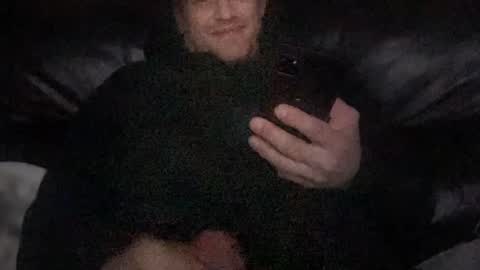 Snapshot of mackincaliallday chatting on January 5, 2025, 1:47 pm MackinCaliAllDay online show from January 5, 2025, 1:47 pm