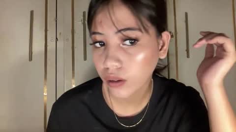 Maceey online show from March 16, 2026, 4:29 am