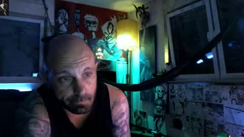 Snapshot of mad_dem0n chatting on September 18, 2025, 12:23 am Manuel online show from September 18, 2025, 12:23 am
