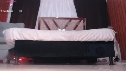 Agathaa white online show from April 25, 2026, 1:41 pm