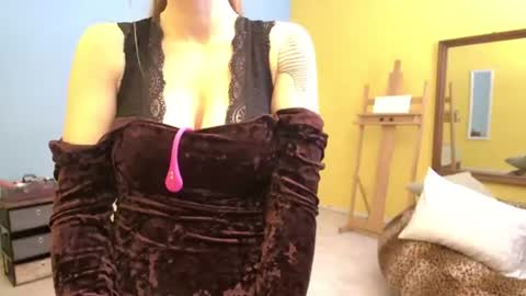 Madam Edgewood online show from July 15, 2026, 6:46 pm