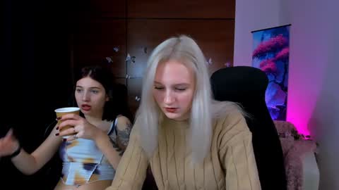 Snapshot of madam_ulis chatting on January 4, 2025, 10:27 am Ulis online show from January 4, 2025, 10:27 am