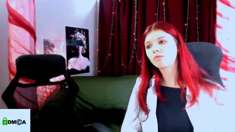 Snapshot of madam_ulis chatting on January 15, 2025, 10:27 am Ulis online show from January 15, 2025, 10:27 am