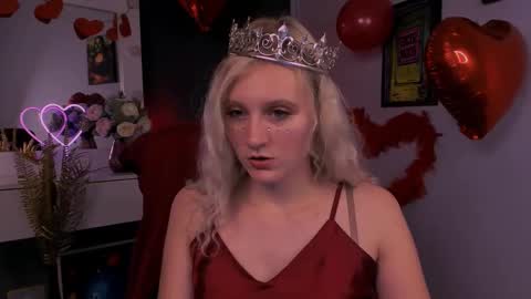 Snapshot of madam_ulis chatting on February 14, 2025, 3:05 pm Ulis online show from February 14, 2025, 3:05 pm