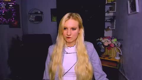 Snapshot of madam_ulis chatting on December 22, 2025, 2:03 pm Ulis online show from December 22, 2025, 2:03 pm