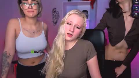 Snapshot of madam_ulis chatting on January 14, 2026, 2:23 pm Ulis online show from January 14, 2026, 2:23 pm