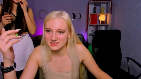 Snapshot of madam_ulis chatting on March 25, 2026, 9:15 am Ulis online show from March 25, 2026, 9:15 am