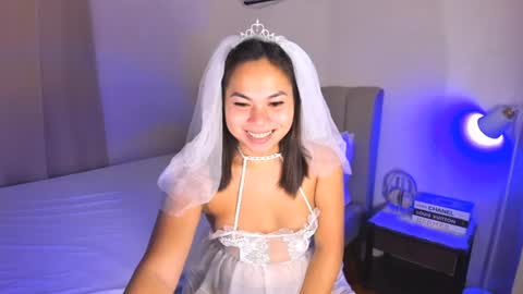 Snapshot of madame_ivy chatting on July 27, 2026, 7:04 am Ivy online show from July 27, 2026, 7:04 am