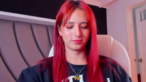 Snapshot of madame_lilith chatting on January 26, 2025, 2:52 pm madame lilith online show from January 26, 2025, 2:52 pm