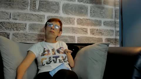 Snapshot of madame_mature1 chatting on May 3, 2026, 2:12 pm Madame online show from May 3, 2026, 2:12 pm