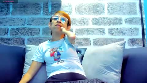 Snapshot of madame_mature1 chatting on May 11, 2026, 12:11 pm Madame online show from May 11, 2026, 12:11 pm
