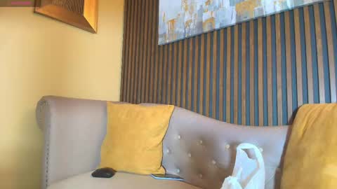 Snapshot of madame_mature1 chatting on May 18, 2026, 6:58 pm Madame online show from May 18, 2026, 6:58 pm