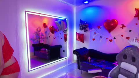 Madame Scarllet  online show from February 14, 2026, 11:40 am