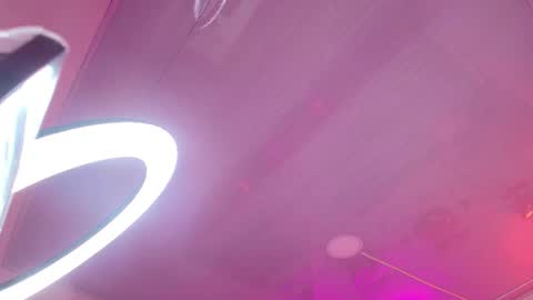 Madame Scarllet  online show from February 27, 2026, 11:10 am