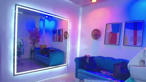 Snapshot of madame_scarllet chatting on May 2, 2026, 11:26 am Madame Scarllet online show from May 2, 2026, 11:26 am