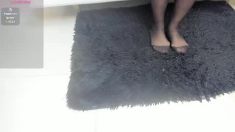 Snapshot of madameheels_ chatting on May 12, 2026, 12:13 pm Madame Carla online show from May 12, 2026, 12:13 pm