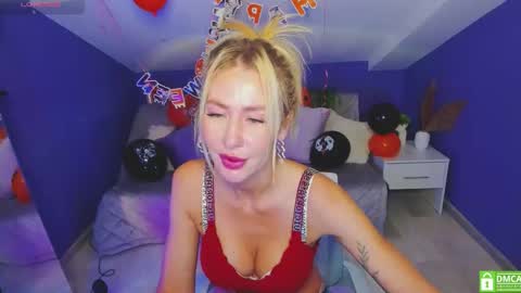 Snapshot of madammilly chatting on October 23, 2025, 6:56 am Evelyn online show from October 23, 2025, 6:56 am