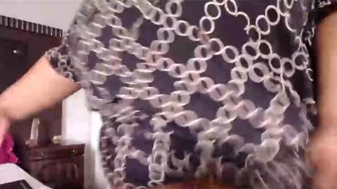 madamzee online show from December 8, 2024, 6:01 am