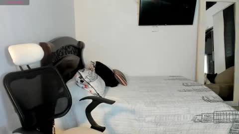 Maddie  online show from March 18, 2026, 12:19 pm