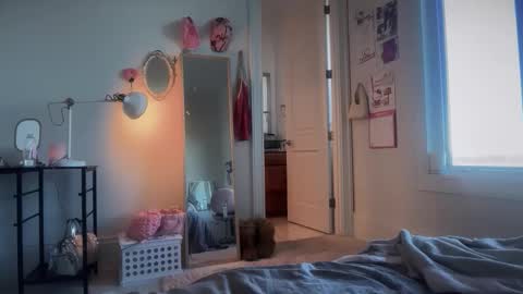 maddieblair1 online show from February 11, 2026, 9:42 pm