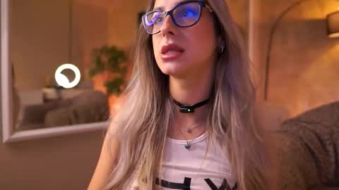 Maddie online show from March 19, 2026, 10:08 am