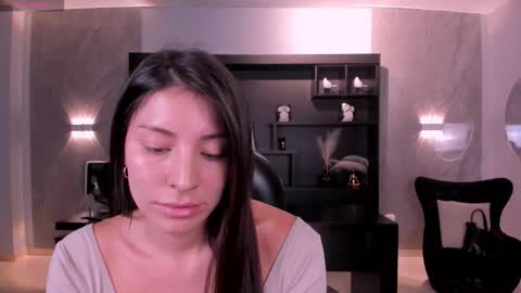 Maddison online show from March 12, 2026, 8:26 pm