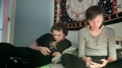 Snapshot of maddlips chatting on November 20, 2025, 9:47 pm Rat Boy online show from November 20, 2025, 9:47 pm