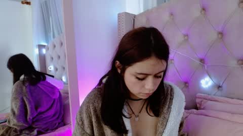 Snapshot of maddy_14 chatting on December 13, 2024, 6:38 pm Maddy UwU online show from December 13, 2024, 6:38 pm