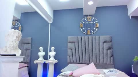 Maddy Moon  online show from March 8, 2026, 2:04 am