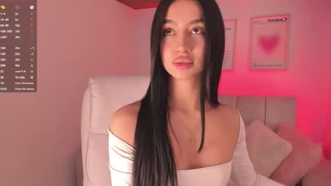 Snapshot of maddy_bronw chatting on September 18, 2025, 11:29 pm Maddy online show from September 18, 2025, 11:29 pm