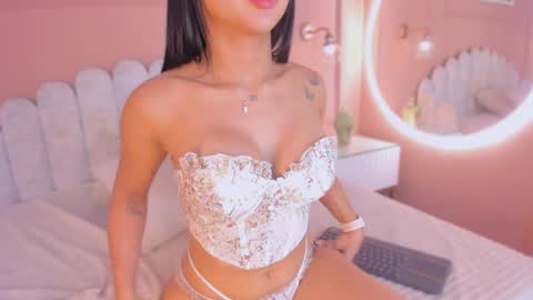 Snapshot of maddy_brooks chatting on December 27, 2024, 9:06 am Maddy online show from December 27, 2024, 9:06 am