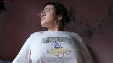 Maddy  online show from October 31, 2025, 7:26 pm