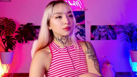 maddy_uwu online show from February 27, 2025, 1:05 am
