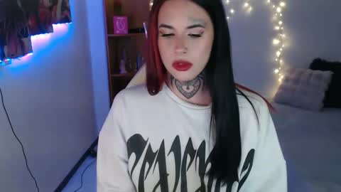 maddy_vicius19 online show from April 15, 2026, 3:35 am