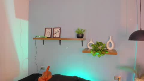 Snapshot of maddy_walker chatting on November 10, 2025, 12:04 pm Maddy online show from November 10, 2025, 12:04 pm