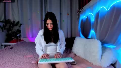 maddyfever online show from June 19, 2026, 5:12 am